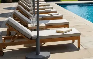 Outdoor umbrella